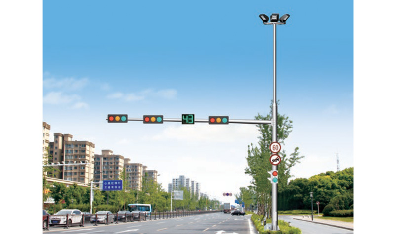 道路的路燈使用綜合桿優(yōu)勢(shì)有哪些？